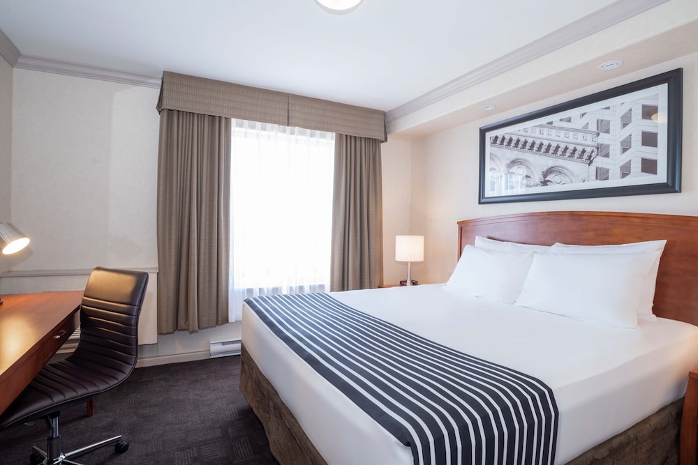 Sandman Hotel & Suites Winnipeg Airport 13/56