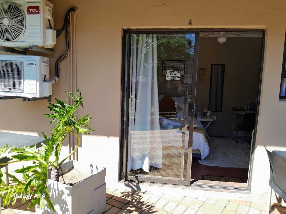 Nqabanqaba 2/36