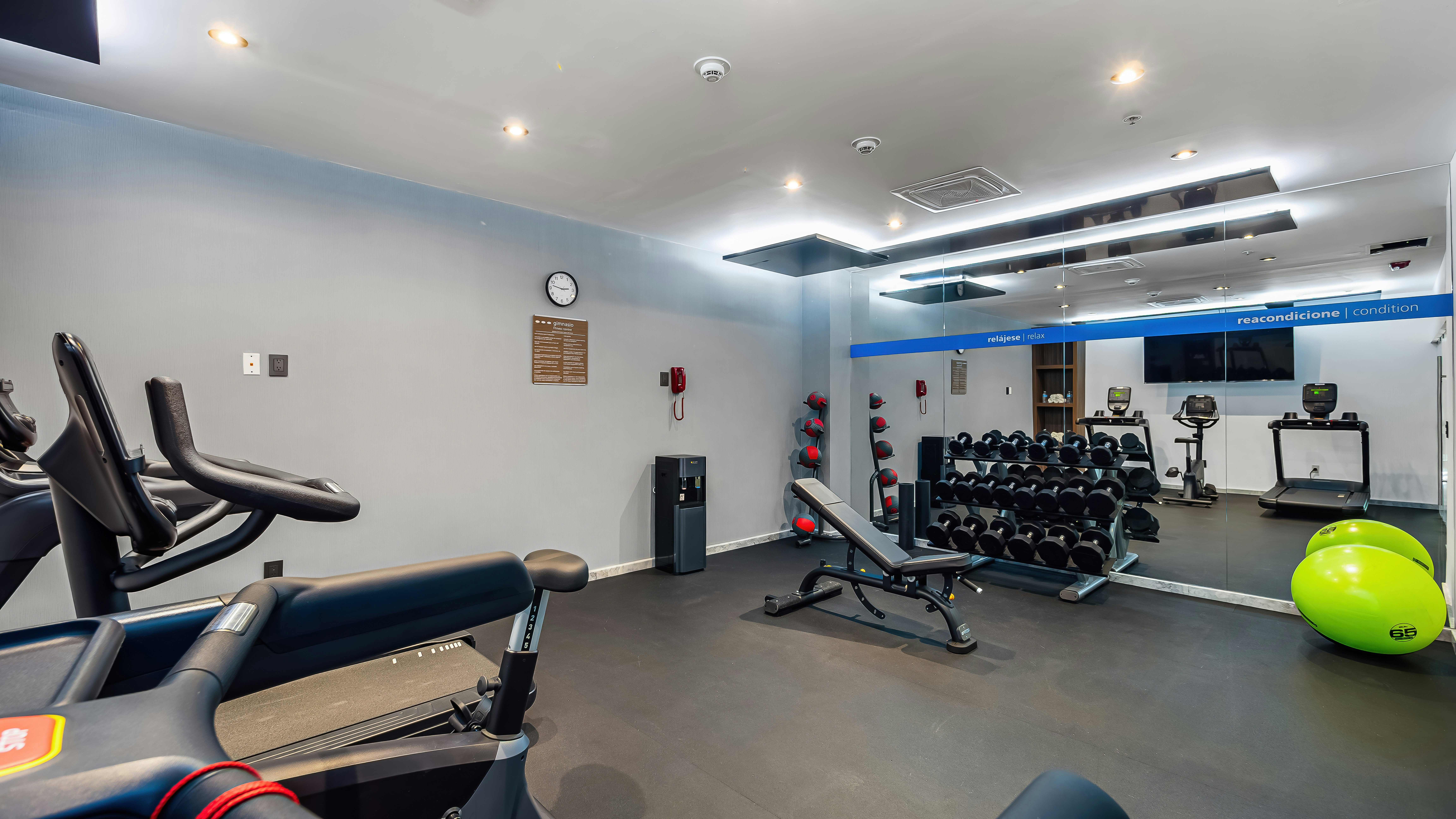 Hampton by Hilton Queretaro Juriquilla 10/17