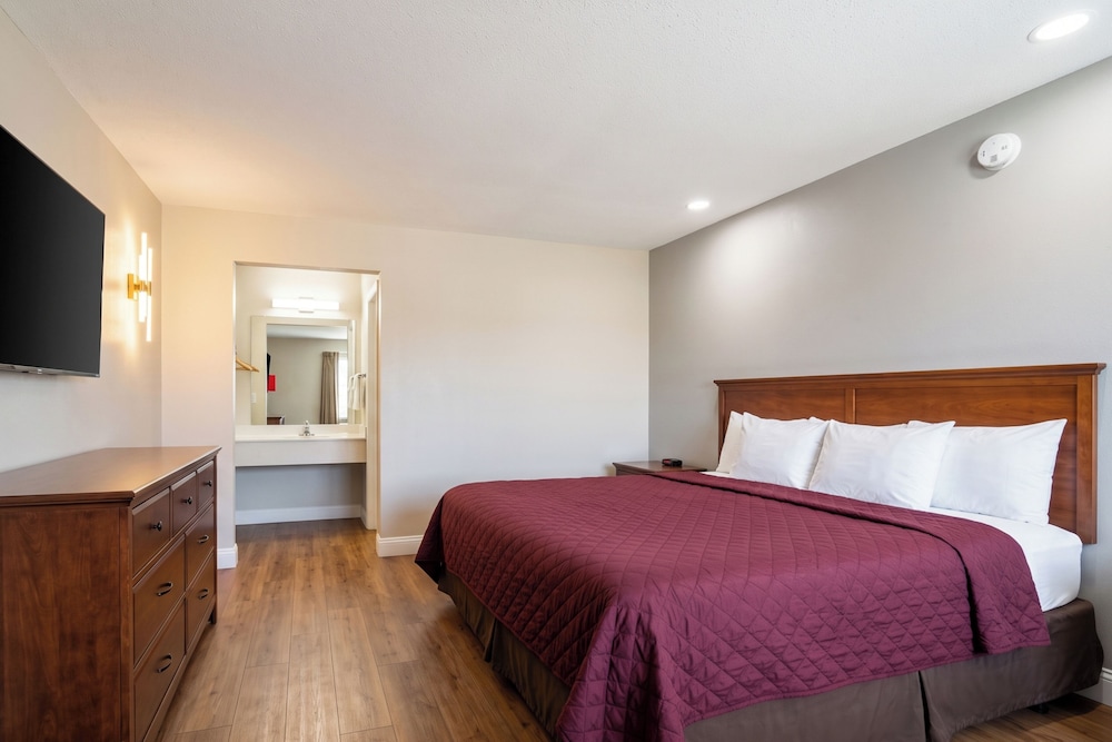 غرفة ديلوكس بسرير كينج، La Casa Inn Albany Near Tifton US 82 2/7
