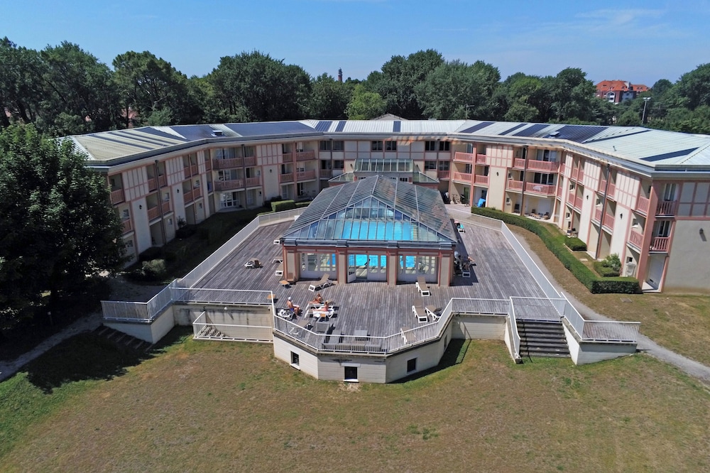 PIERRE AND VACANCES R?SIDENCE LES JARDINS DE LA COTE D'OPALE(FORMERLY RESIDENCE LES JARDINS DE LA C 38/42