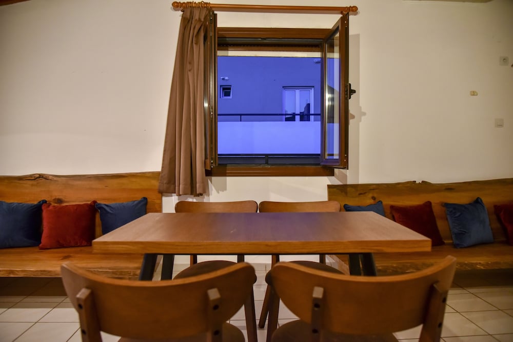 Iraklis Apartments 44/50