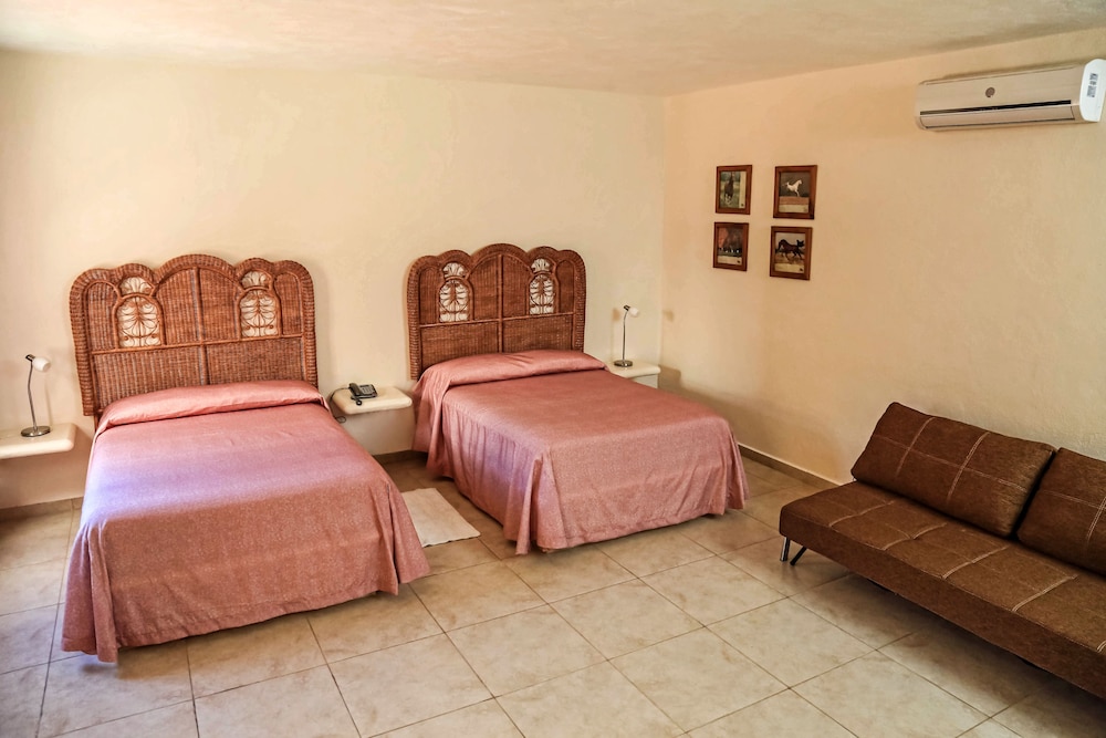 Hotel La Plaza de Tequisquiapan 35/59