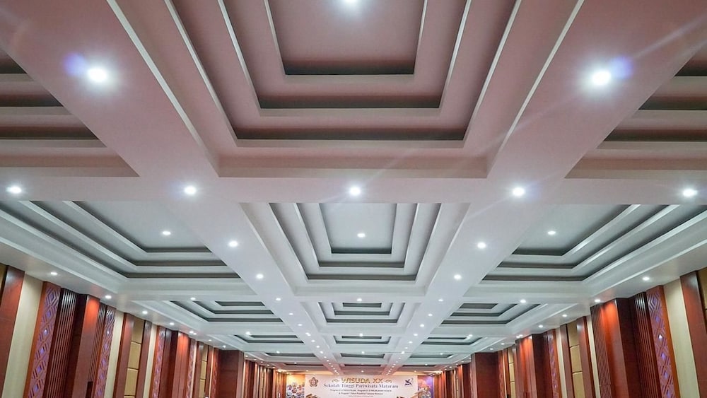 Lombok Vaganza Hotel & Convention 3/38