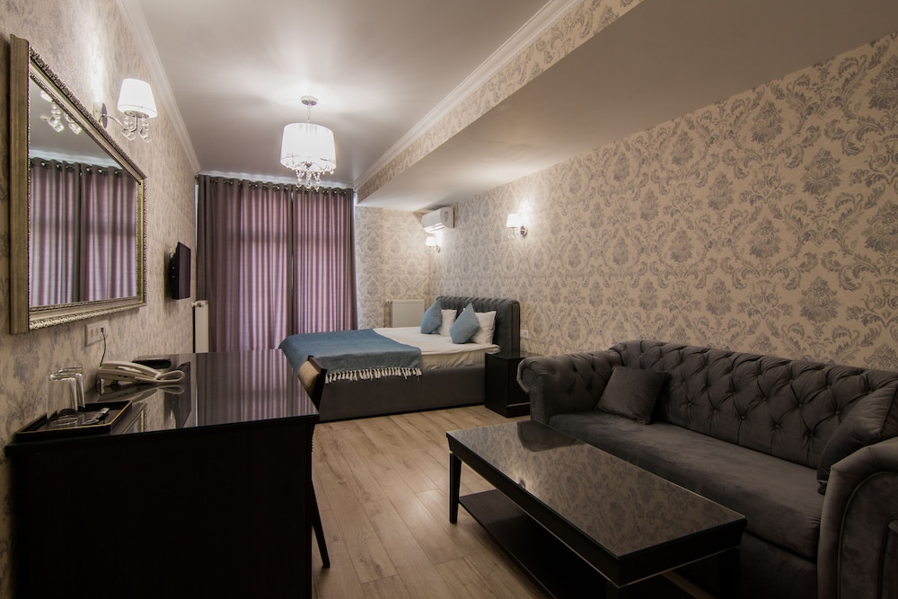 KLASSIK HOTEL 56/73