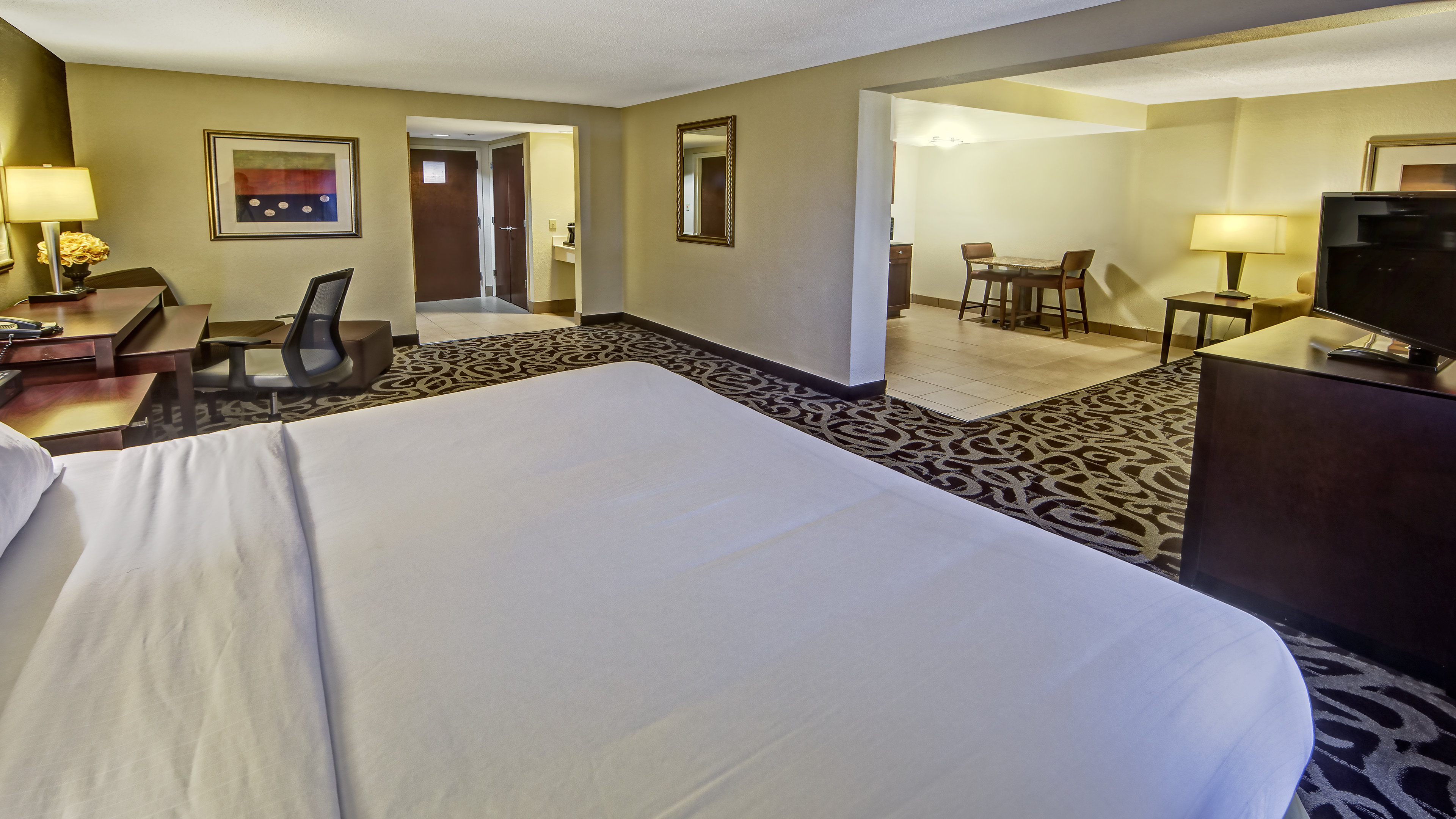 Murfreesboro Central Hotel 16/71