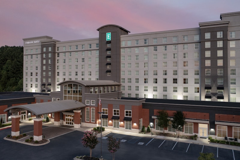 Embassy Suites by Hilton Birmingham Hoover 4/68