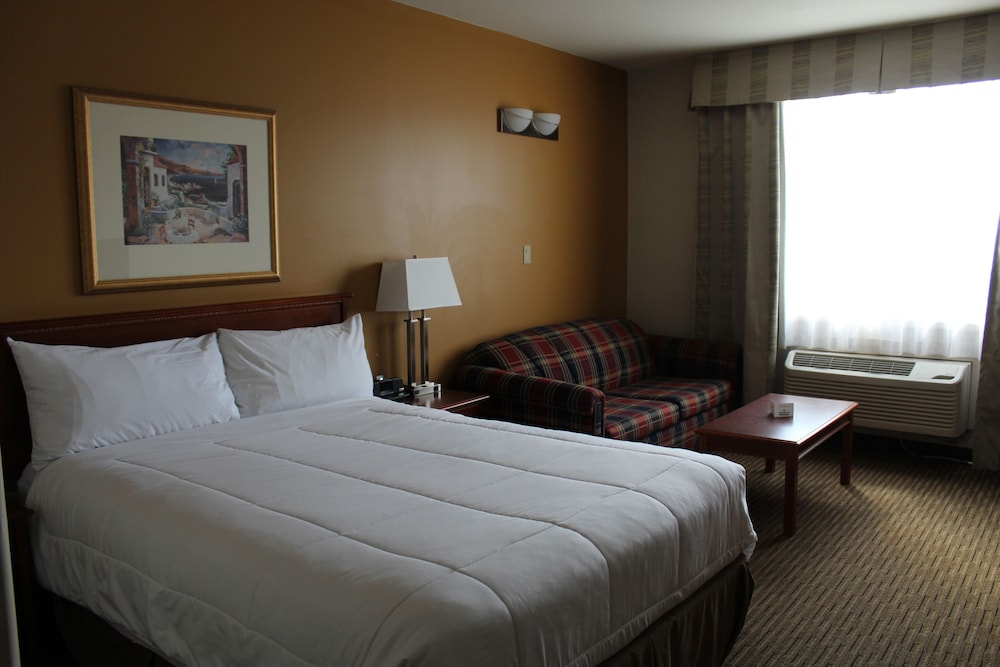 Foxwood Inn and Suites 9/38
