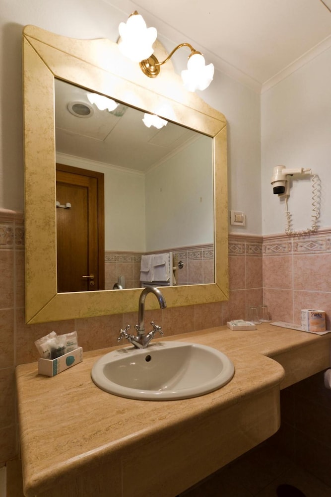 Hotel La Conchiglia 38/41
