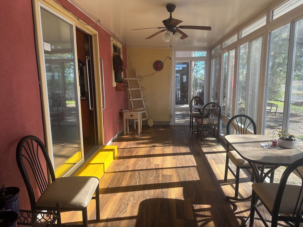 Super 8 by Wyndham Las Vegas 17/26