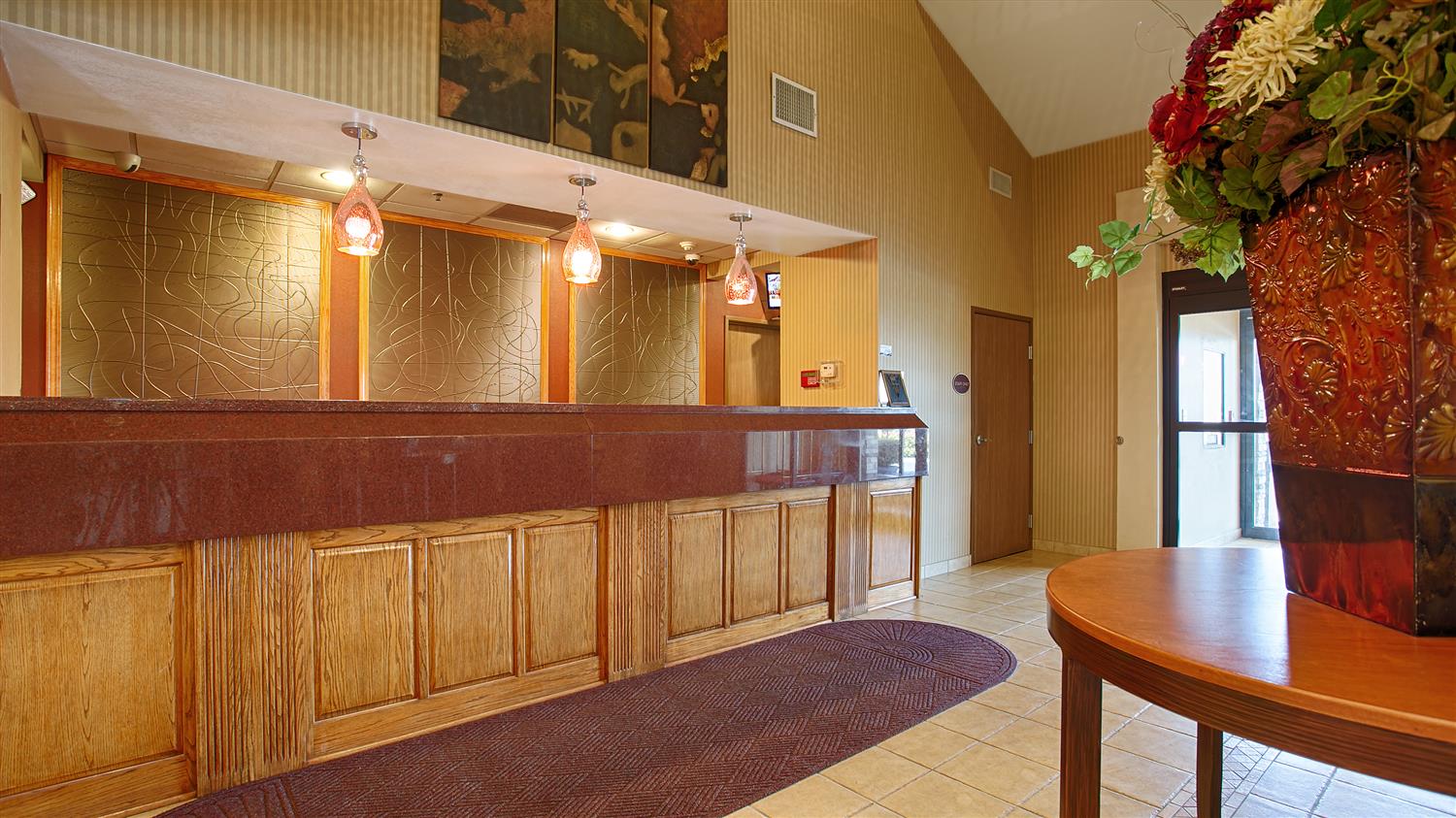 Best Western Plus Woodland Hills Hotel Suites 4/30