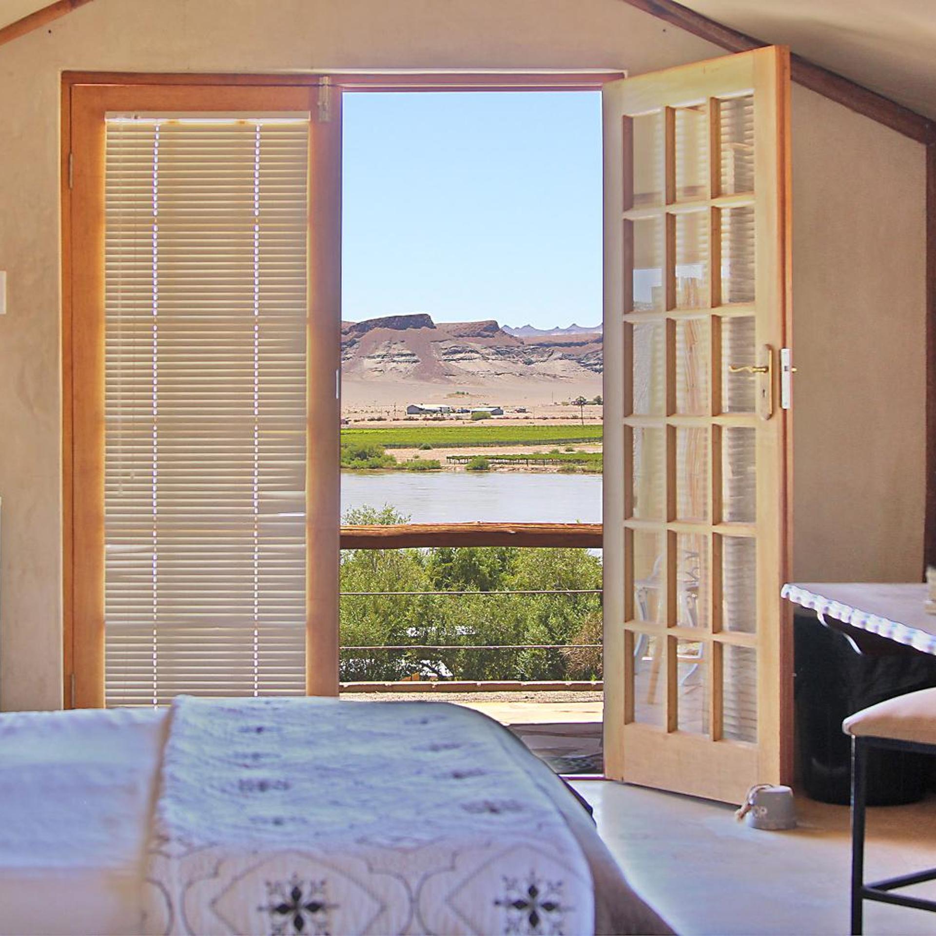 Frontier River Resort 15/50