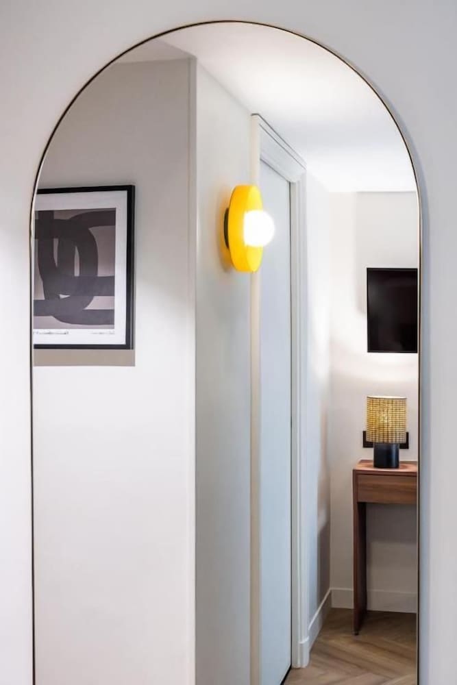 Hotel Elysee Secret Paris 33/60