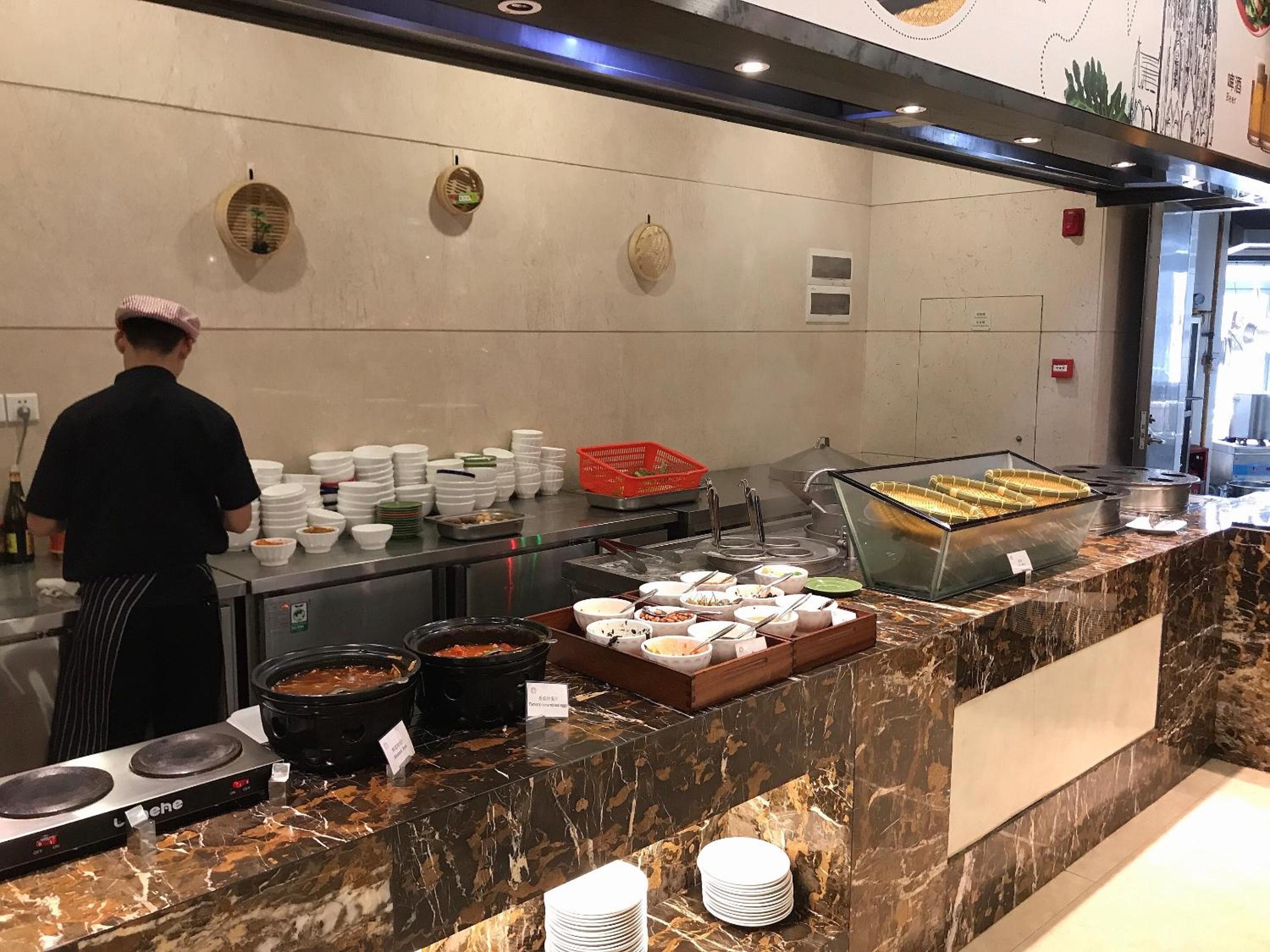 Xinjunyue Hotel 31/47