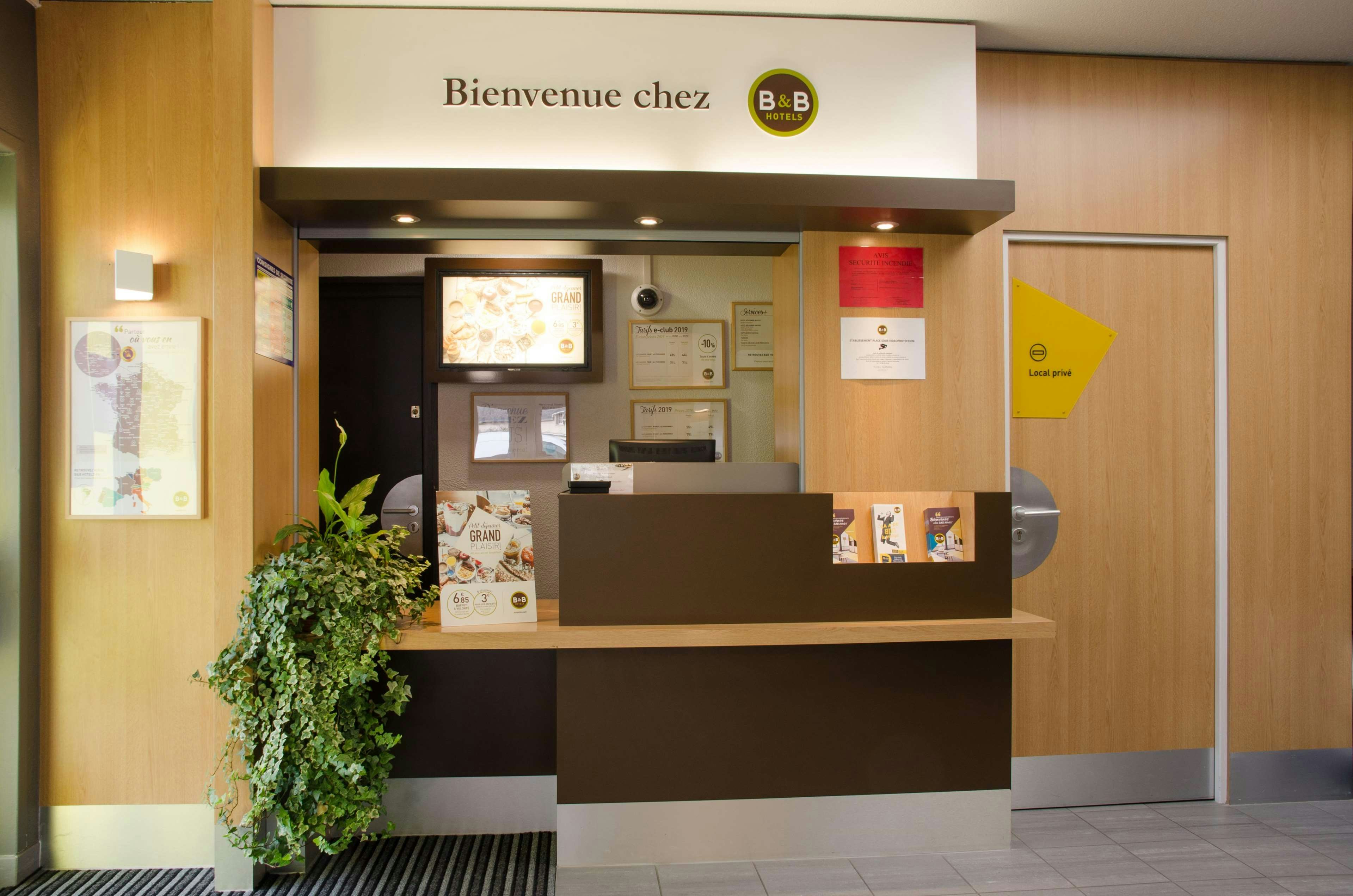 B&B HOTEL Chartres Le Coudray 9/31