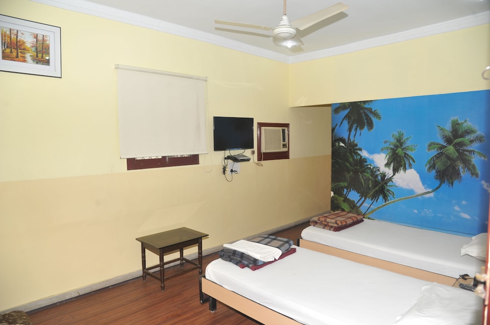 Akash Ganga Hotel 27/48
