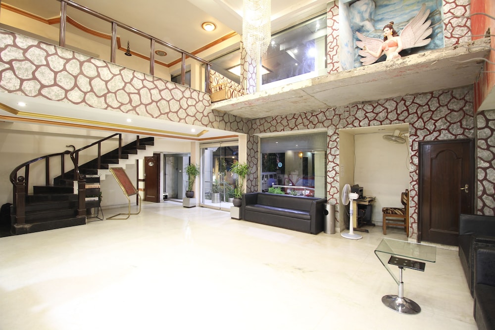 HOTEL GRAND ARJUN 4/50