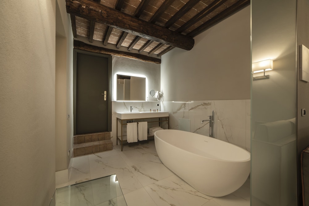 Relais Della Rovere 17/68