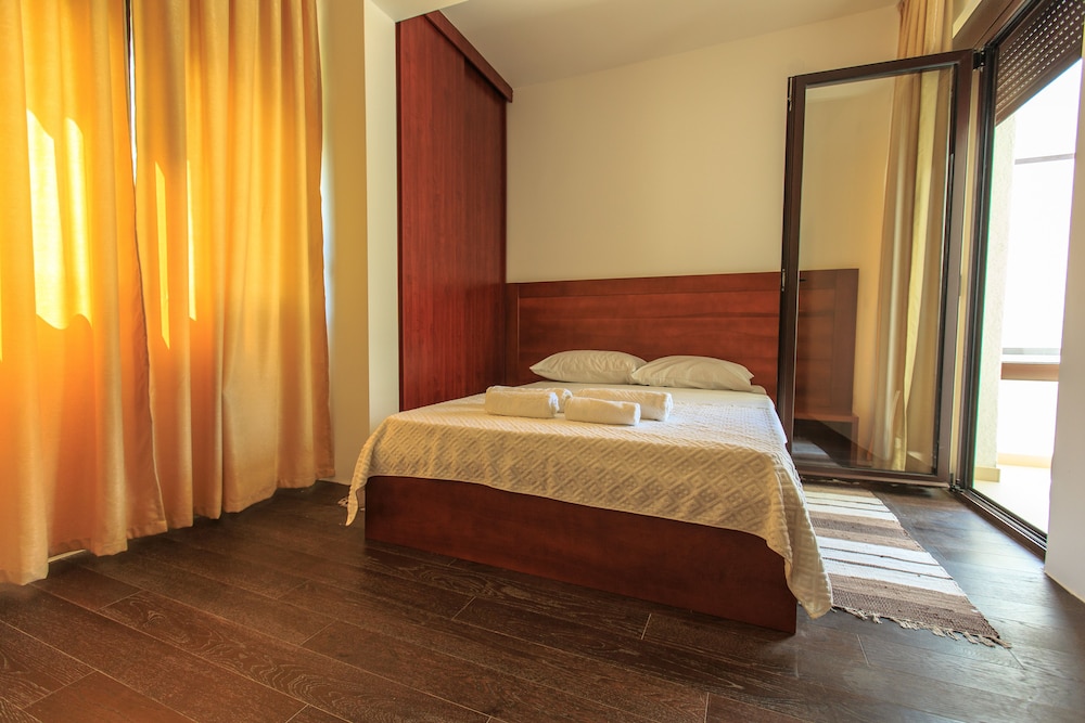 Apart Hotel Kuce Lekovica 13/50