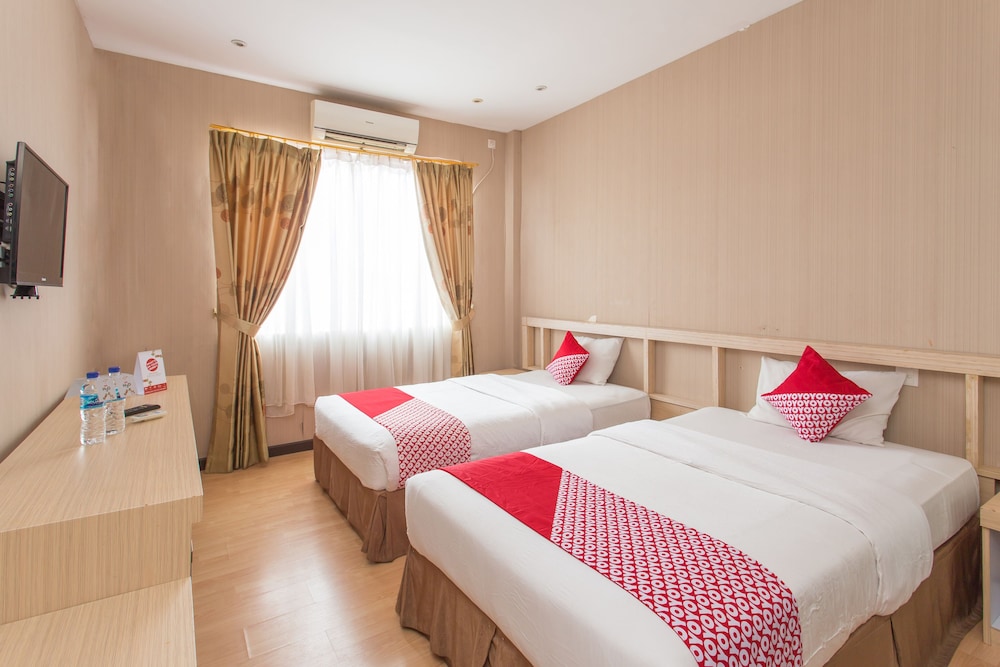 OYO 663 Hotel Sejati 7/32