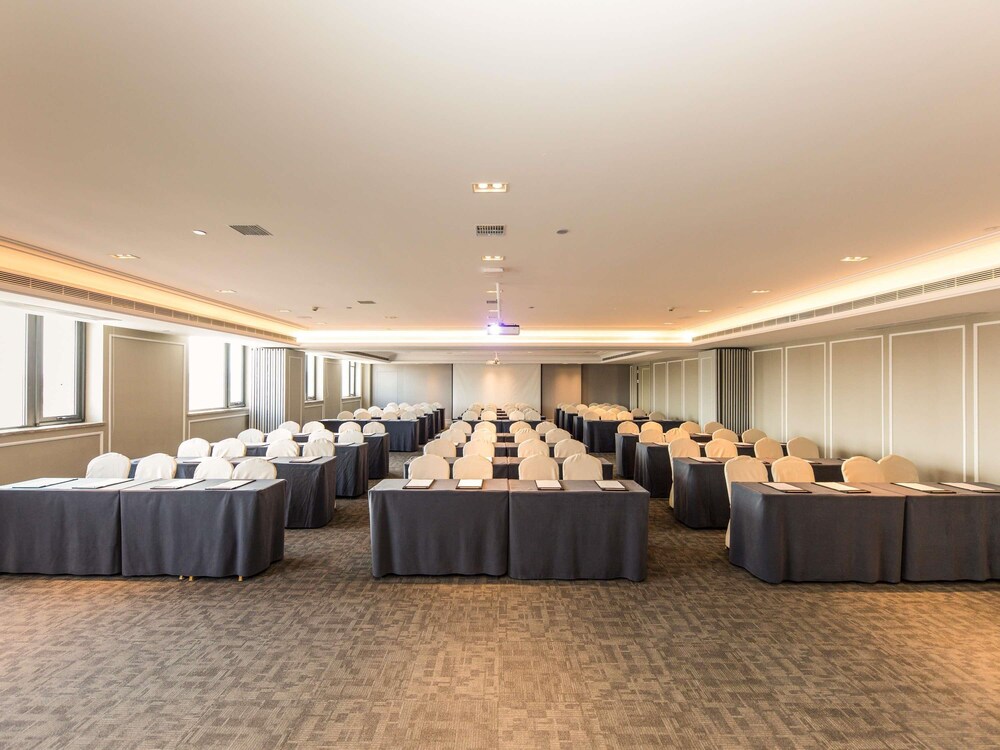 Mercure Xian City Centre 53/56