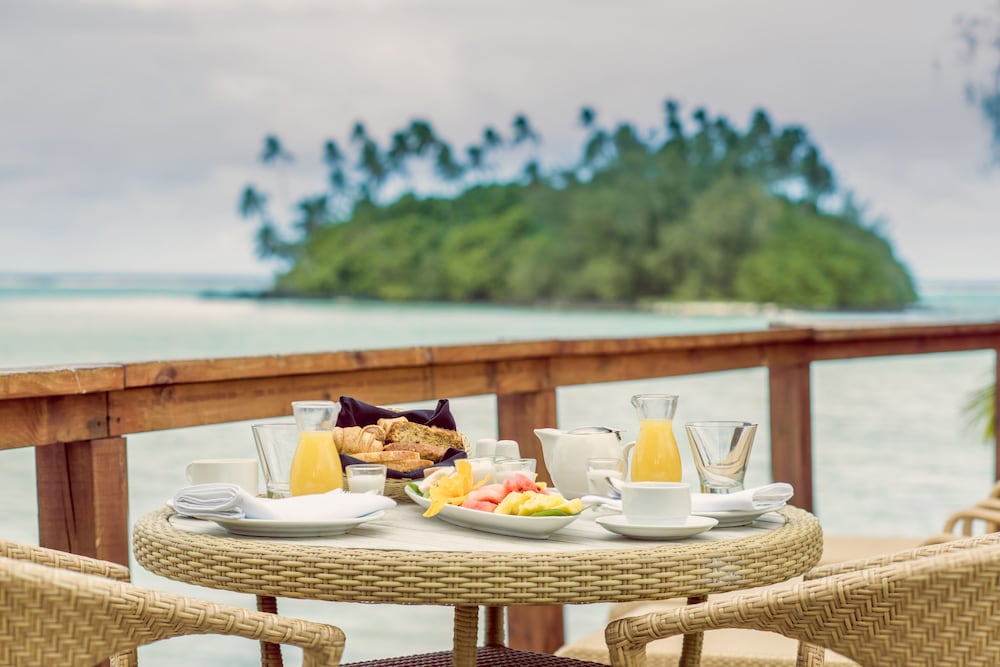 Muri Beach Resort 52/75