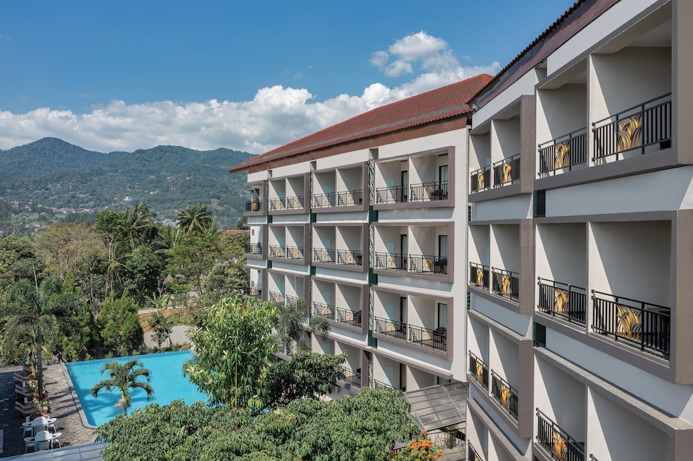 The Green Peak, ARTOTEL Curated in Megamendung