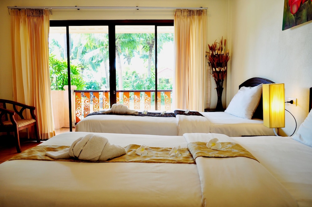 SUPERIOR, TWIN BEDS