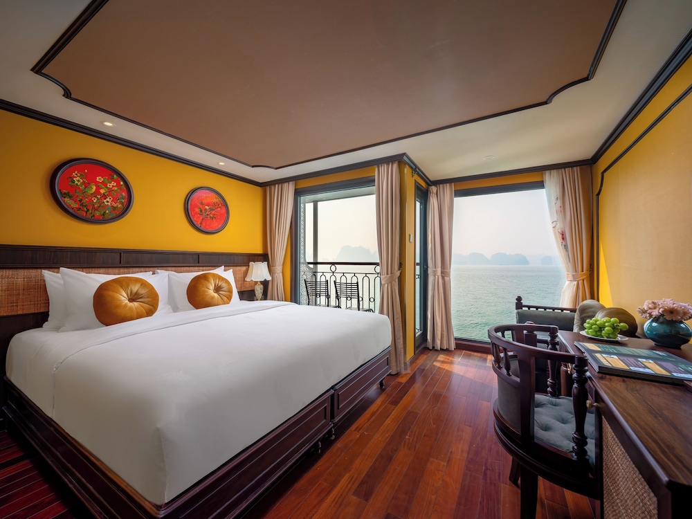 Indochine Cruise Lan Ha Bay 10/50