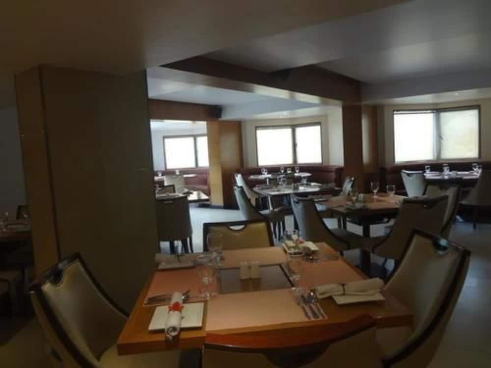 Ramee Guestline Juhu 40/48