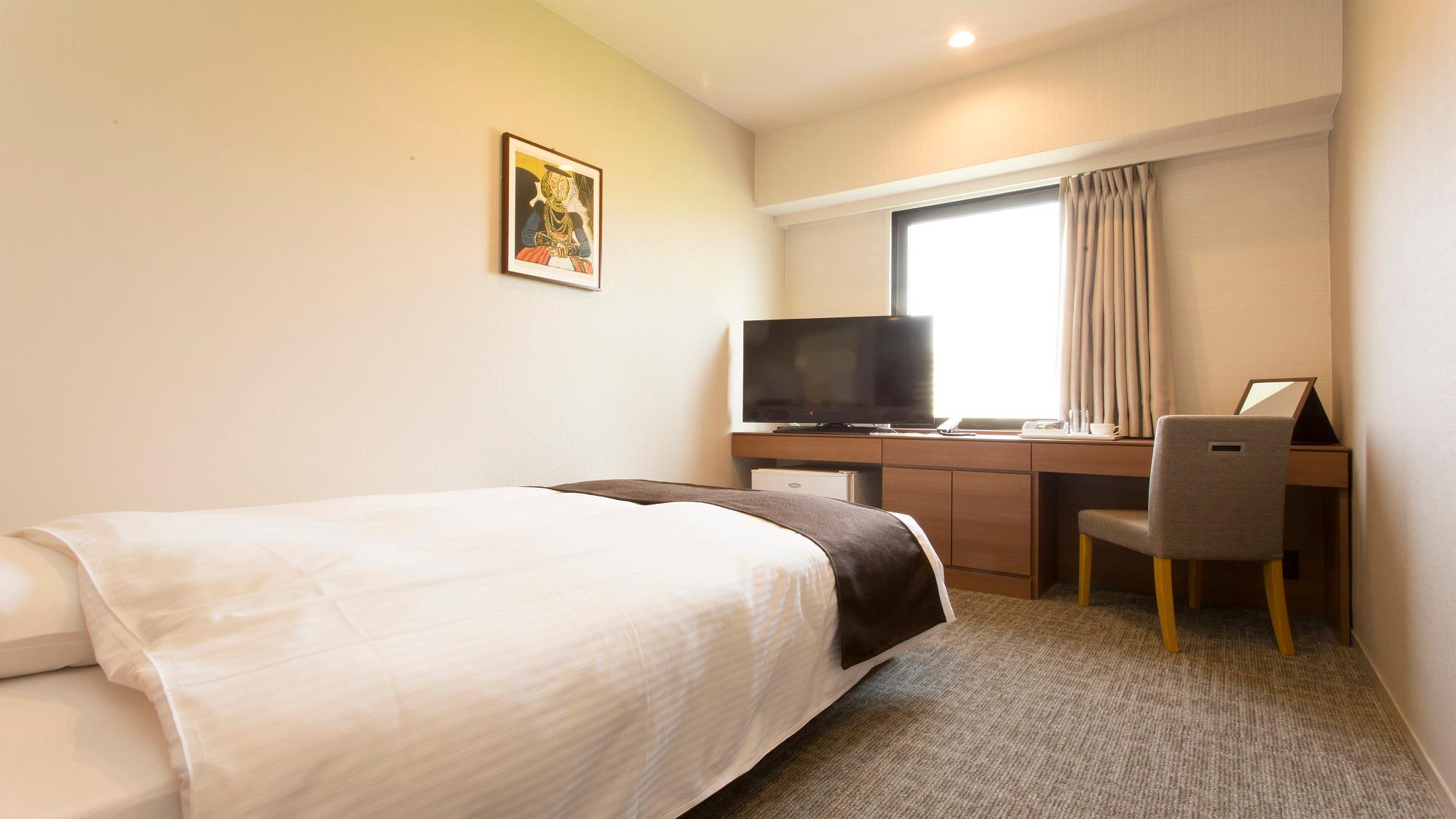 Semi Room, Semi Double Bed, Small, Smoking