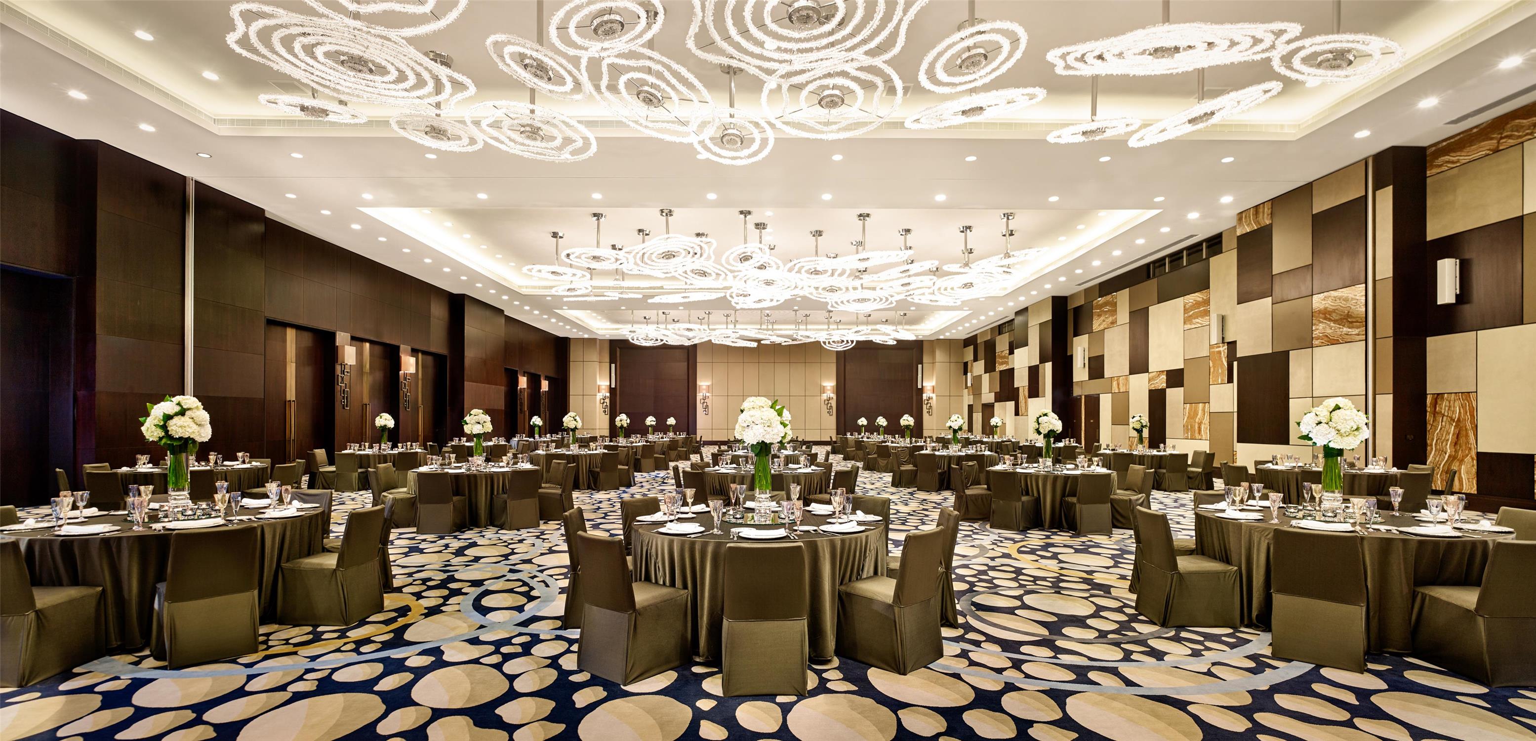 Grand Hyatt Abu Dhabi Hotel and Residences Emirates Pearl 34/47