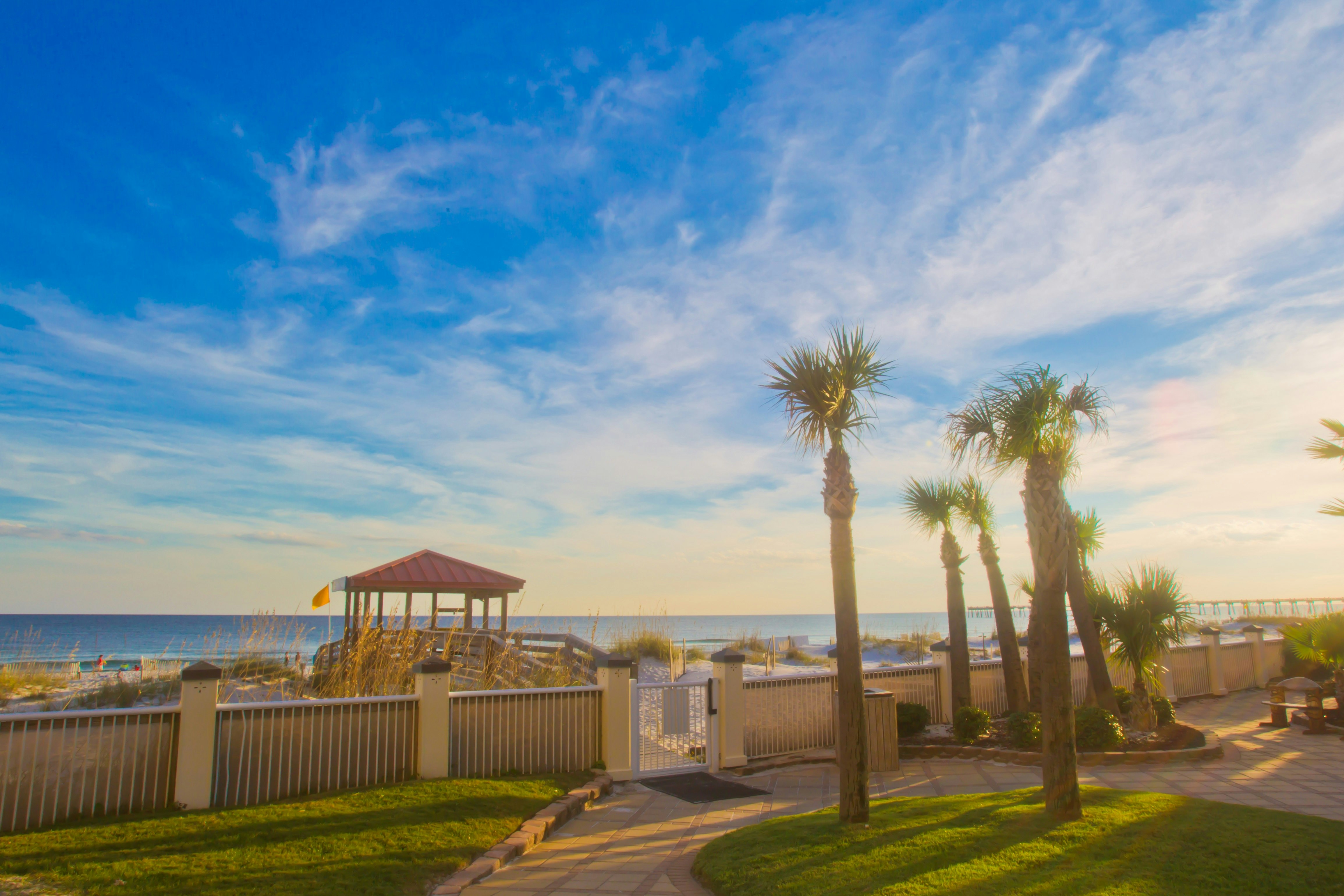 Hilton Pensacola Beach 71/73