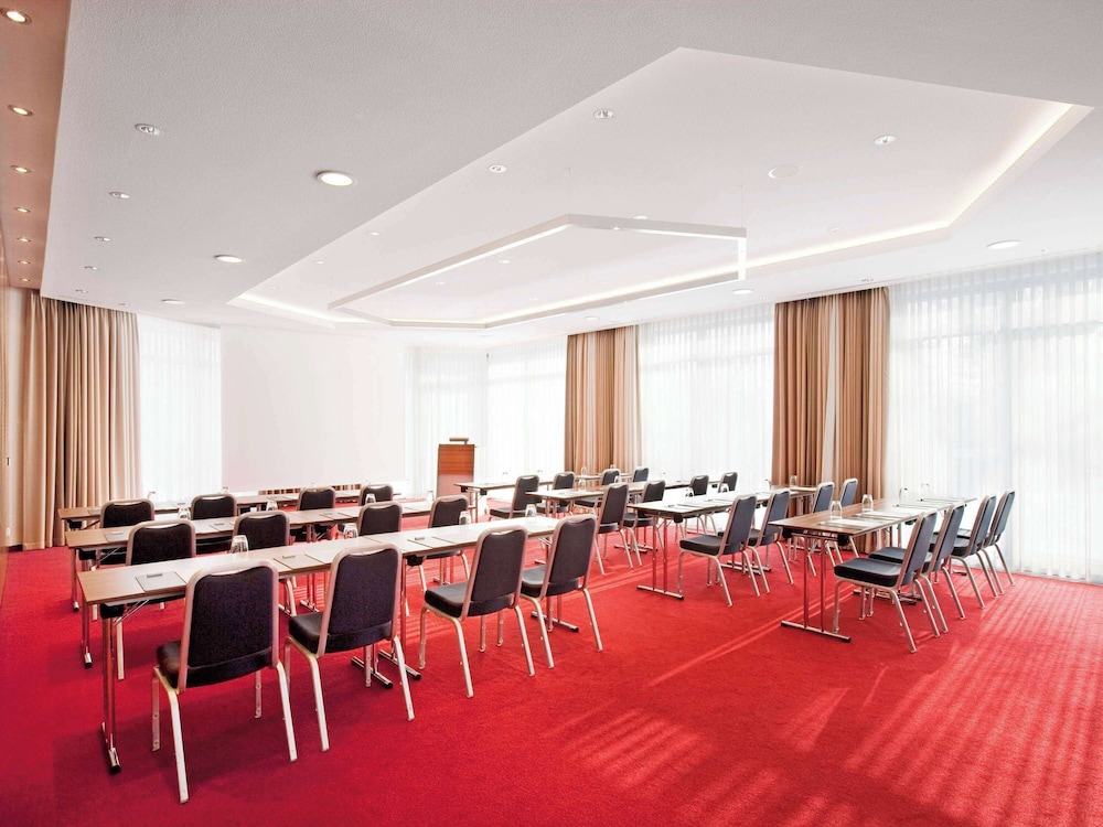 Movenpick Hotel Munster 63/70