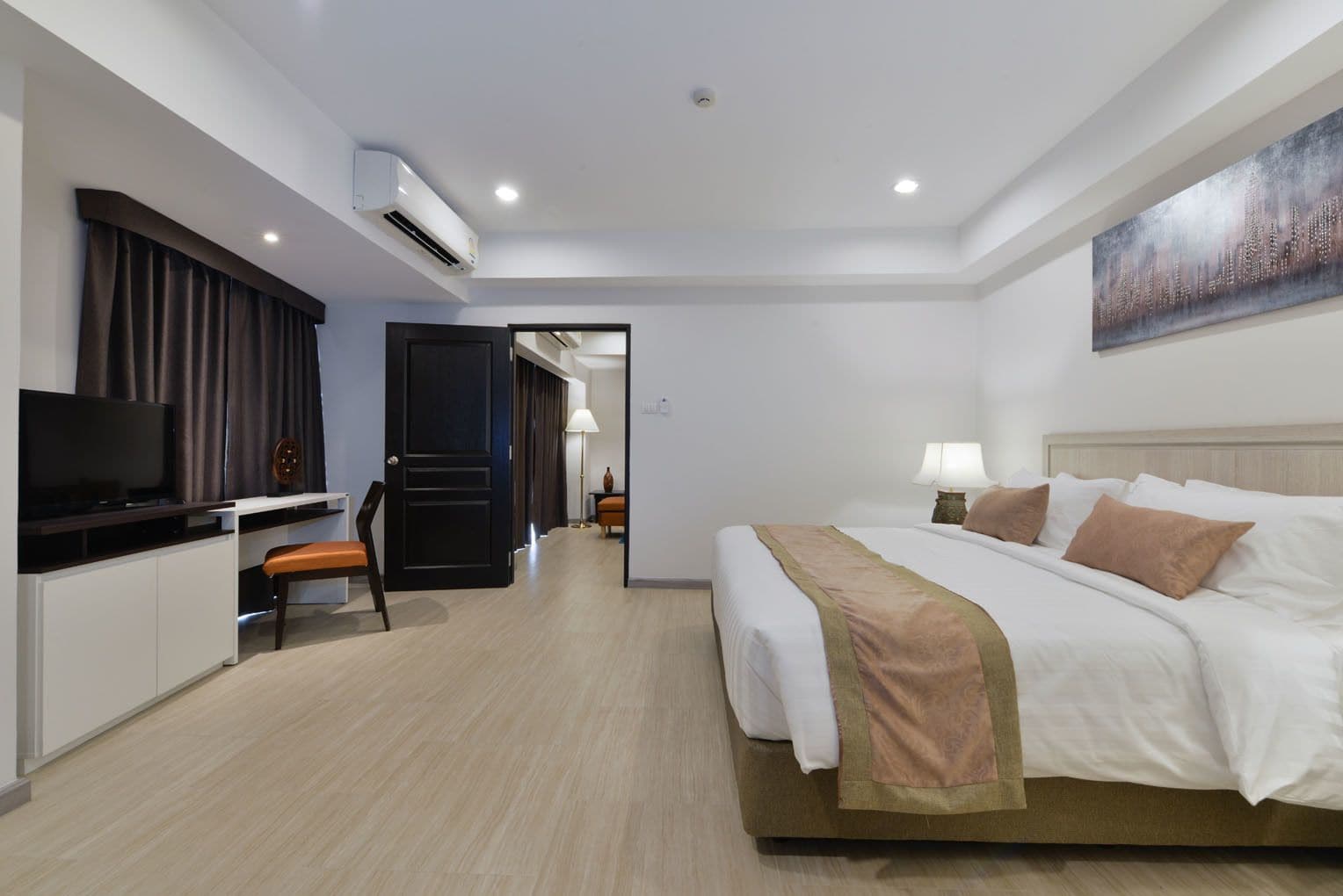 1 BEDROOM EXECUTIVE
