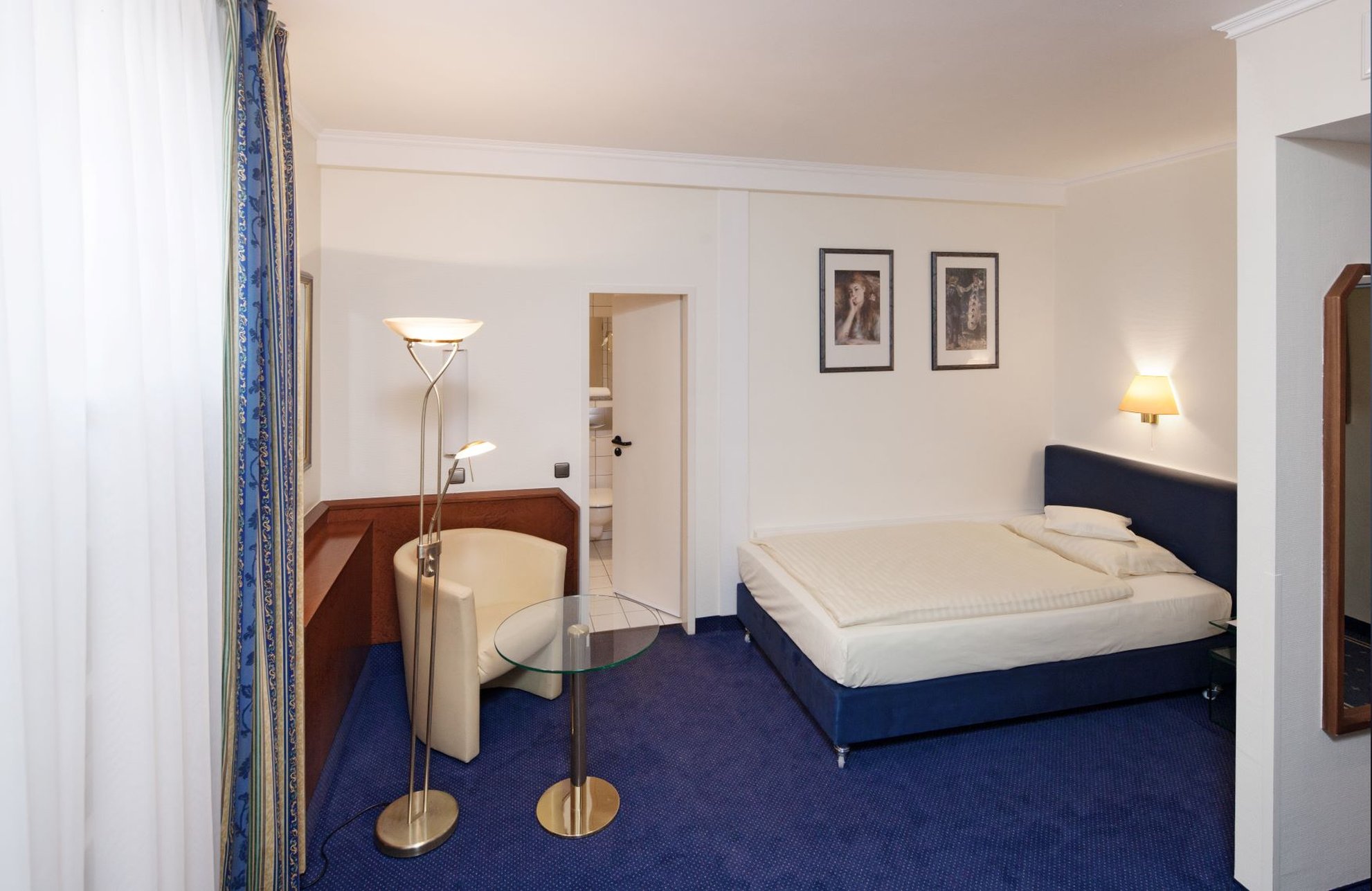 Viktoria Hotel Cologne 8/22
