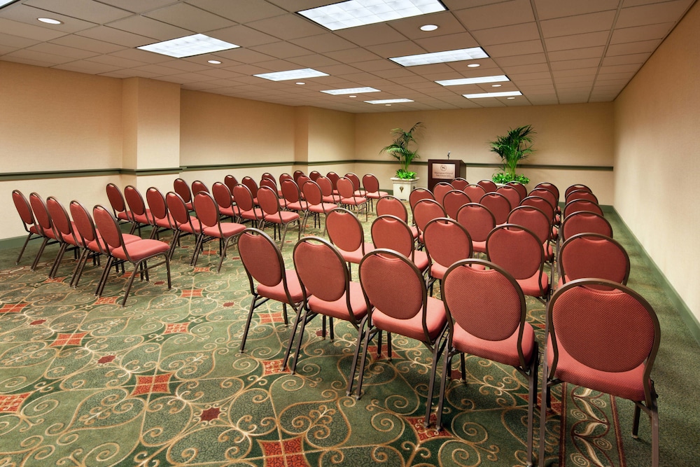 Sheraton Grand Sacramento 34/39