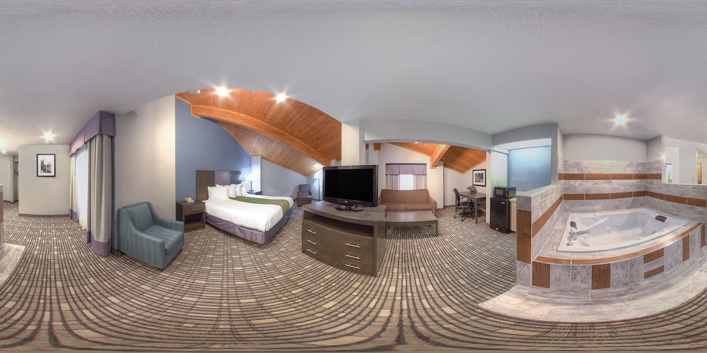 Baymont By Wyndham Pella 33/40