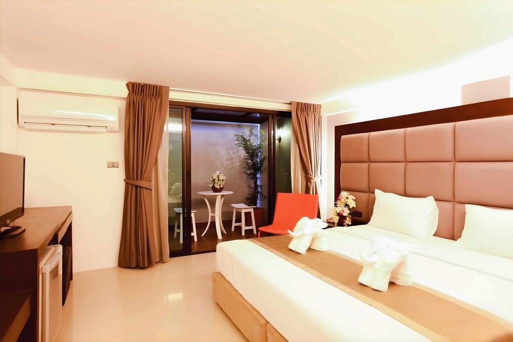 The Bangkok Major Suite 19/50