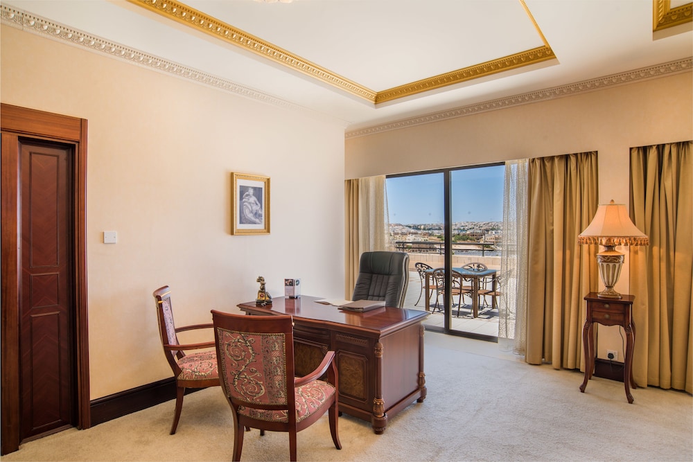 Grand Hotel Excelsior 5/50