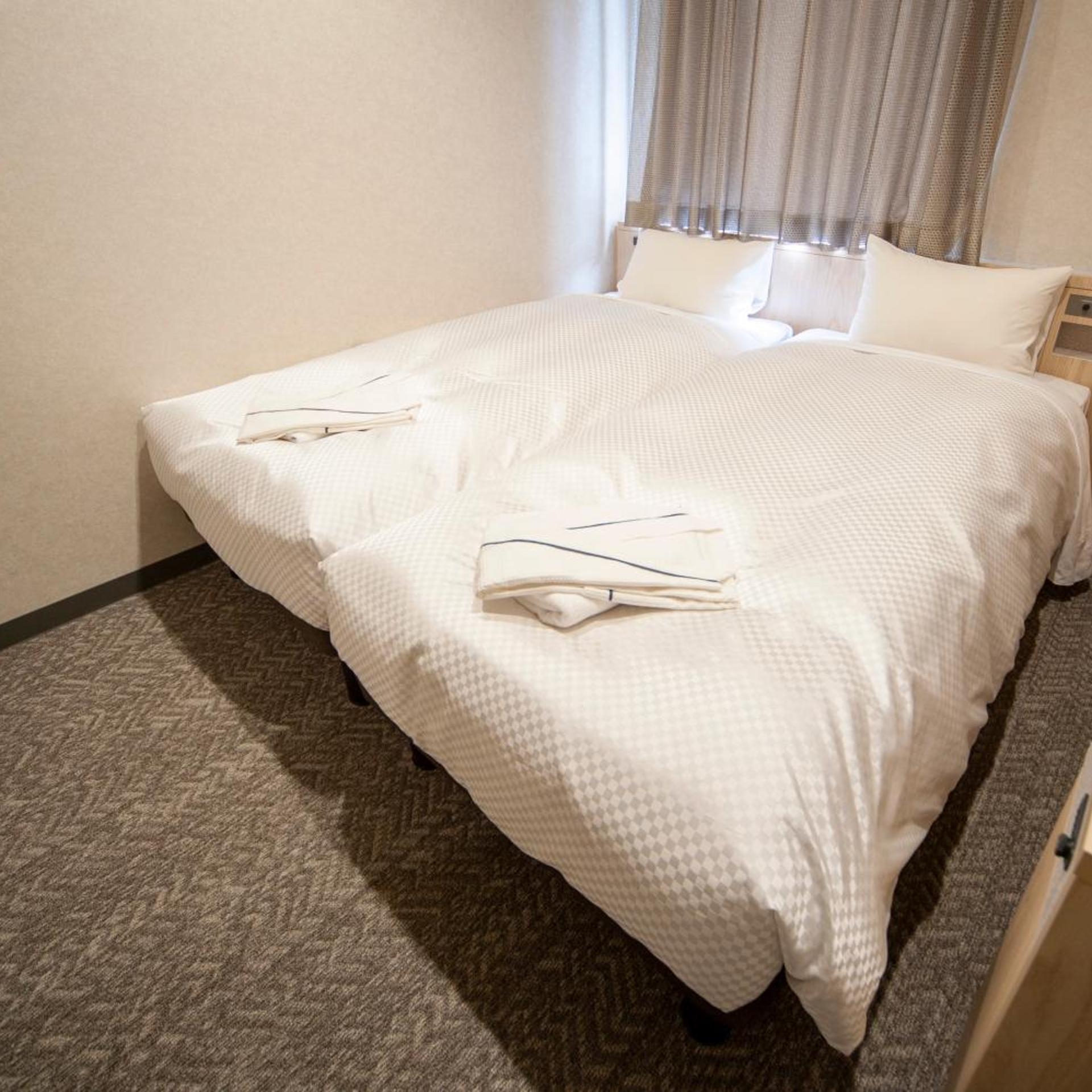 Economy, Double Bed