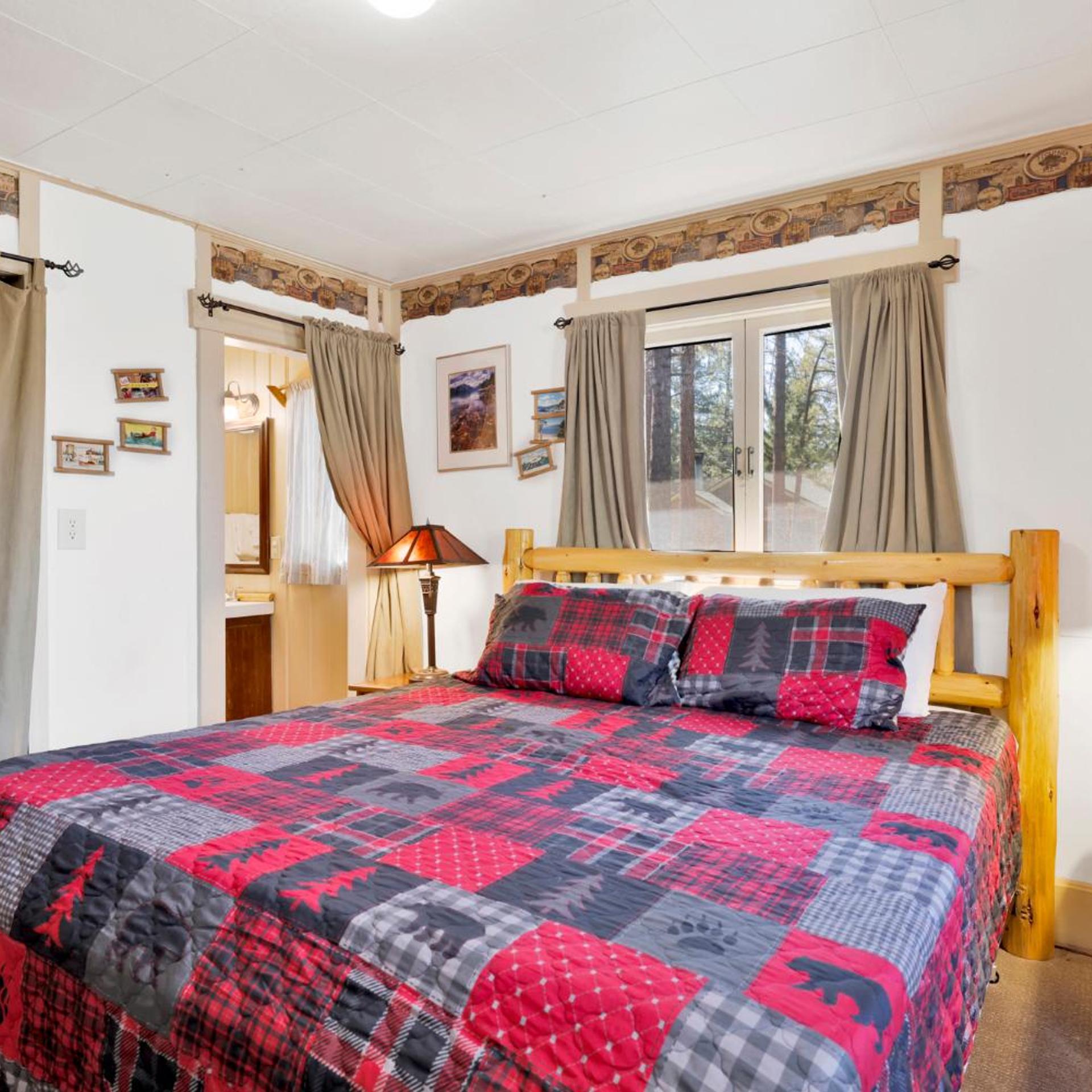 Lodge House - Family Cabin with Pool Table by Big Bear Vacations 7/28