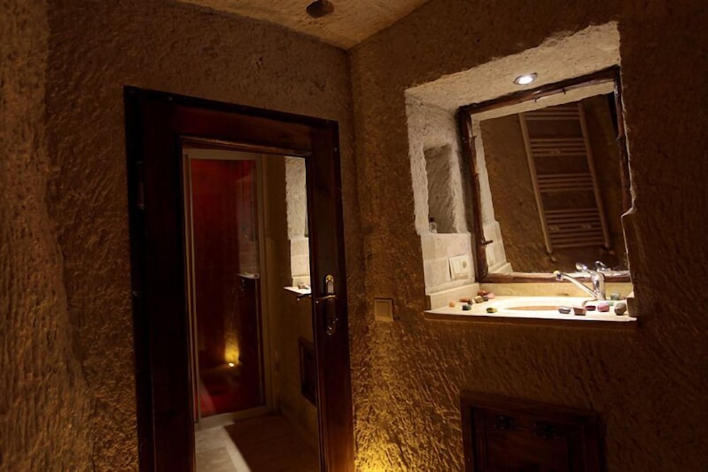 Arif Cave Hotel 48/50