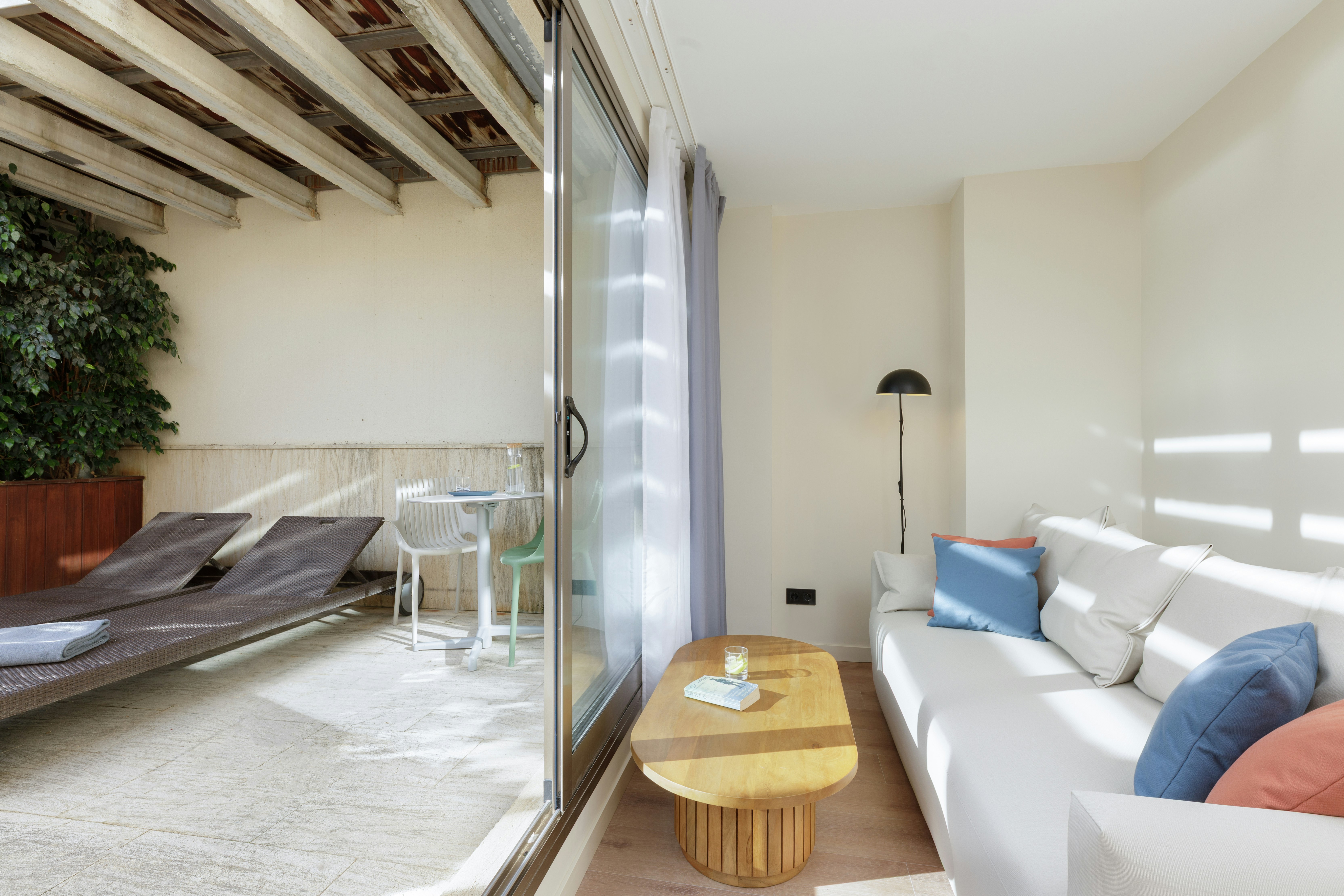 Kalma Sitges Hotel 8/17