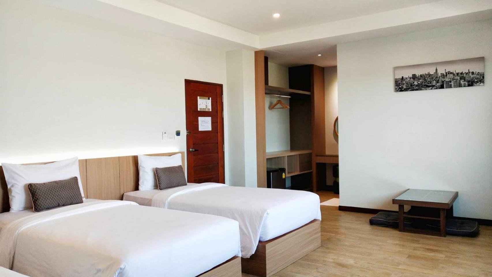Koco Hotel 26/56