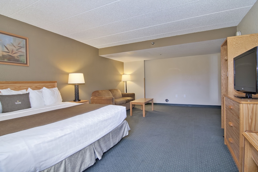 Boarders Inn Suites Faribault Mn 16/80
