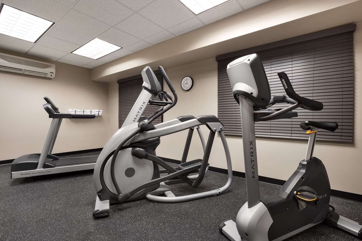 Country Inn and Suites by Radisson St Cloud East MN 20/34