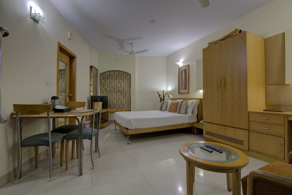 Tristar Serviced Apartments 12/41