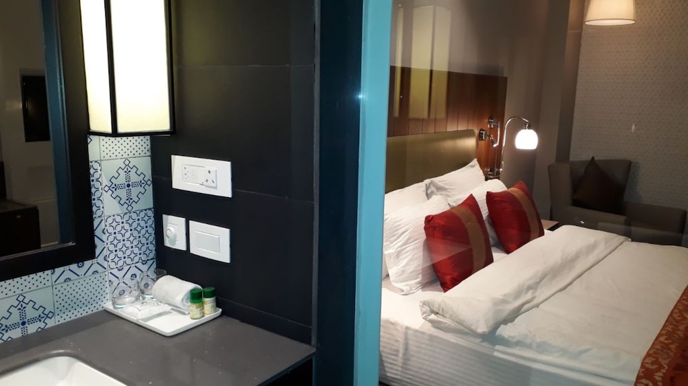 Country Inn & Suites by Radisson Jammu 30/68