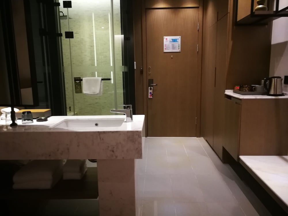Novotel Deqing 54/56